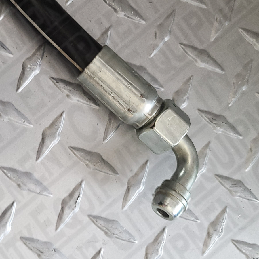 Challenger A2123 CL10 Cylinder Hydraulic Line